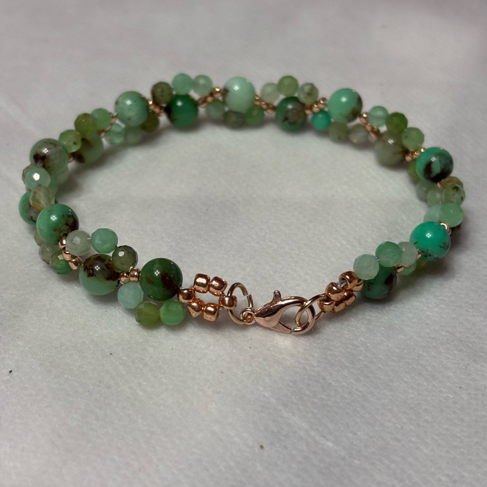 Genuine Green Chrysoprase Beaded Bracelet with Gold Clasp 8 inches - Picture 5 of 5